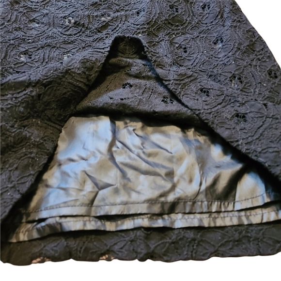 Kenar black lace floral pleather  pencil skirt - Picture 3 of 9